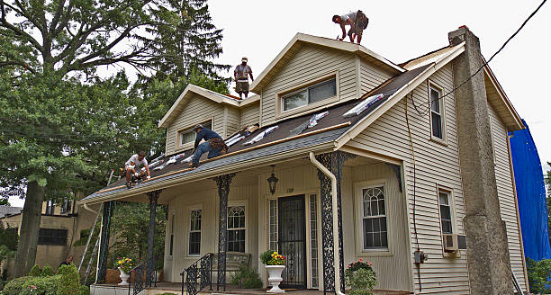 Best Best Roofing Contractors  in Briarcliff, TX